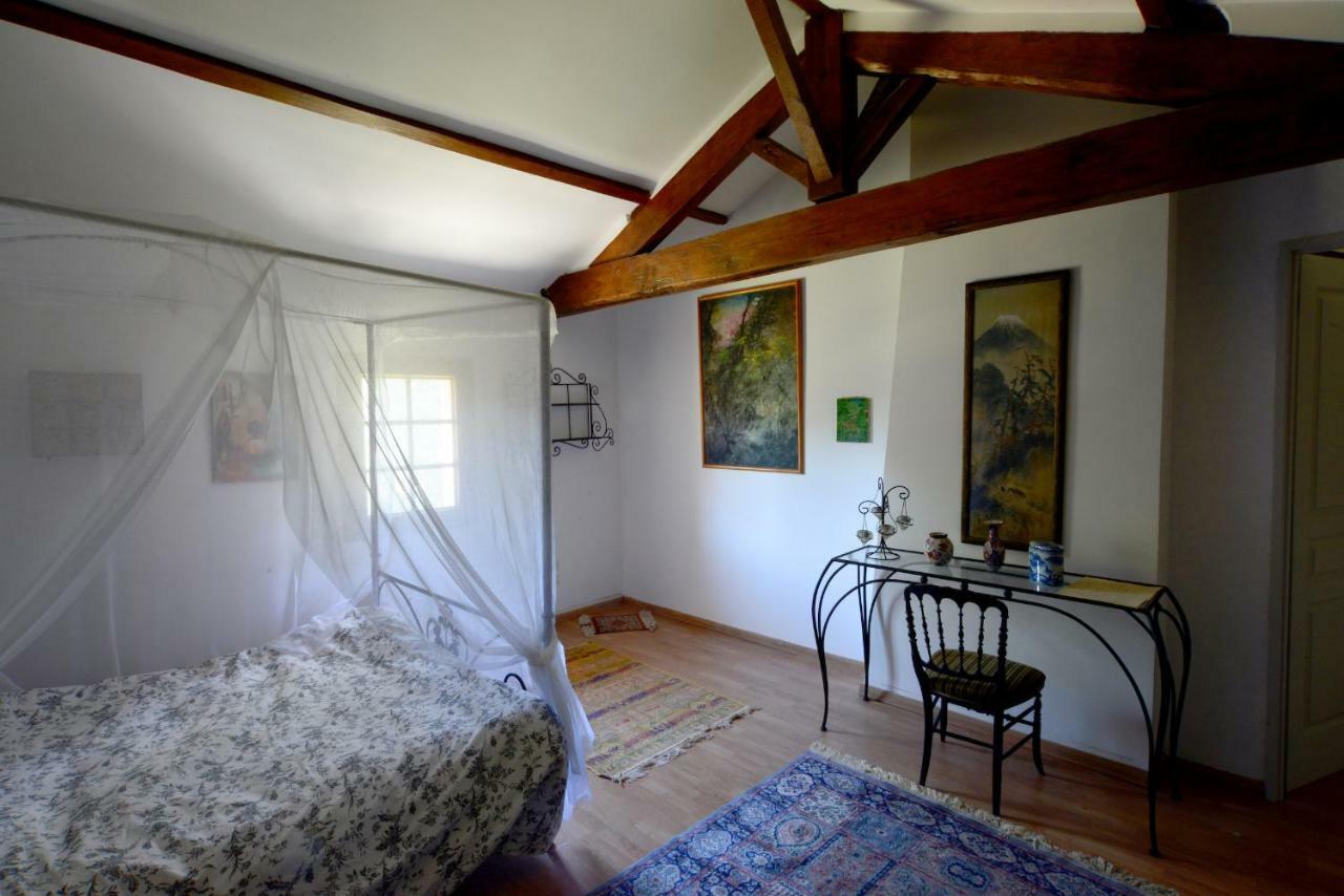 L'Atelier Du Grison Bed & Breakfast Callen ภายนอก รูปภาพ
