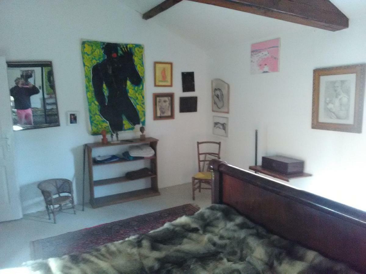 L'Atelier Du Grison Bed & Breakfast Callen ภายนอก รูปภาพ
